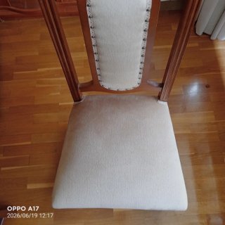 Mesa comedor oscura 6 sillas sin usar
