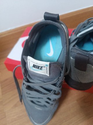 Zapatillas Nike C1ty Grises