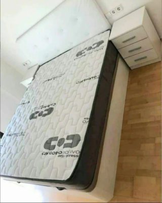 Canapé abatible con colchónes viscoelastica