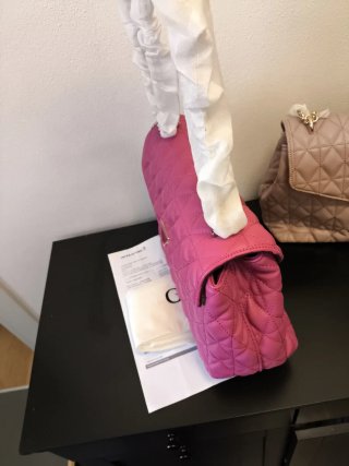 Borsa Guess trapuntata rosa