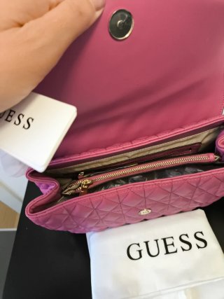 Borsa Guess trapuntata rosa