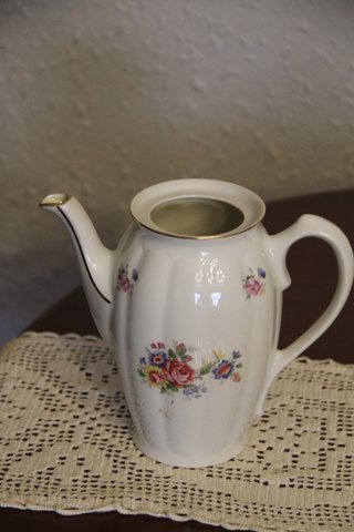 Restos de juego de café porcelana antiguo floral