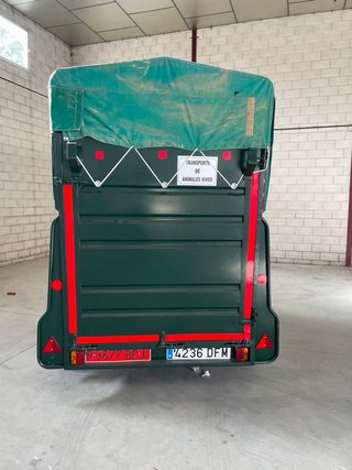 Remolque VAN para transporte caballos