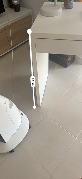 Escritorio blanco madera y metal