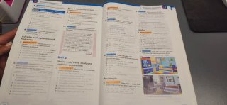 INFLUENCE TODAY 2 Student's book: libro de text...