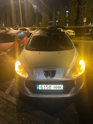 Peugeot 308 2012