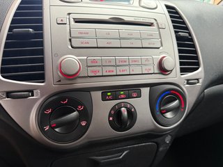 Hyundai i20 1.2 CLASSIC 78CV 3 AÑOS DE GARANTIA