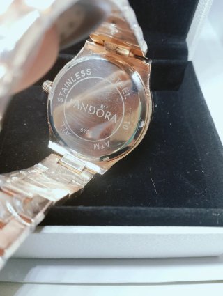 Reloj Pandora Dorado Multicolor