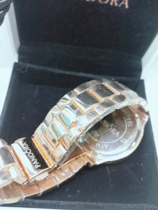 Reloj Pandora Dorado Multicolor