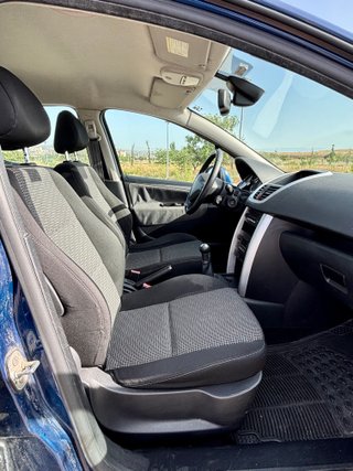 Peugeot 207 2010