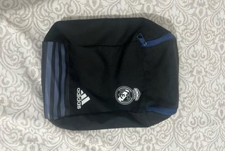 Mochila Adidas Real Madrid Negra y Azul
