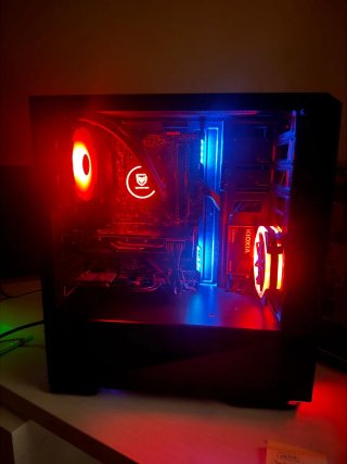 PC Sobremesa Negro