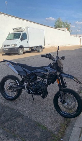 Sherco Blackmoon SM 49cc Supermotard Negra/Gris