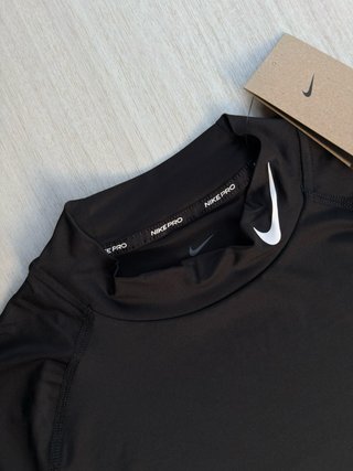 Camiseta deportiva Nike Pro Maglia