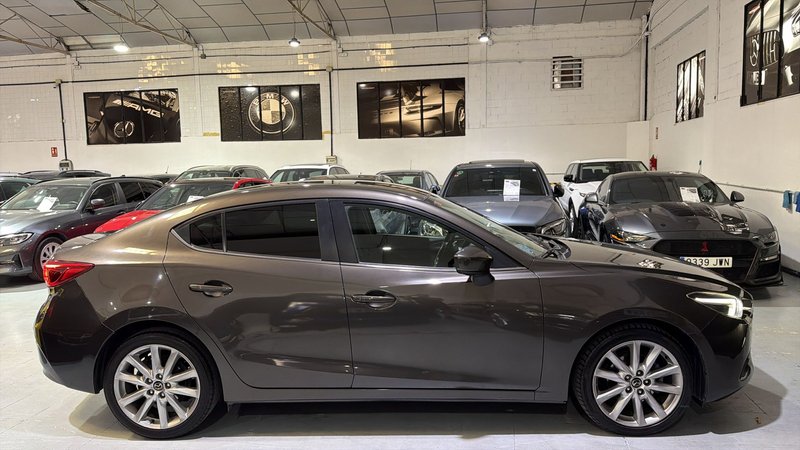 Mazda 2017, foto 4