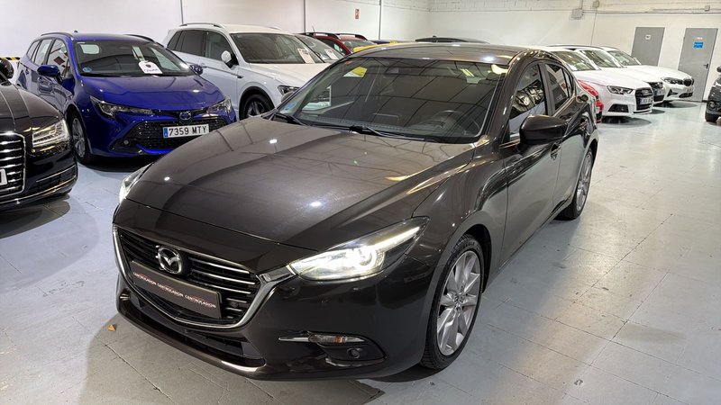 Mazda 2017, foto 3