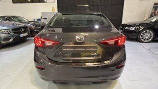 Mazda 3 Sedan 2.2d 150cv 2017