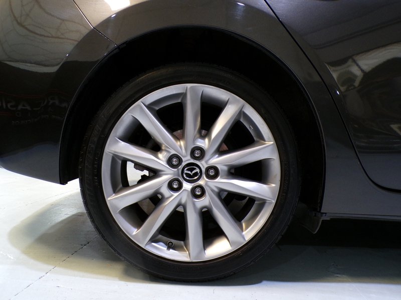 Mazda 2017, foto 13