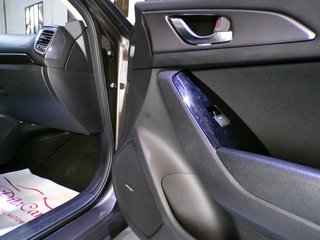 Mazda 3 Sedan 2.2d 150cv 2017