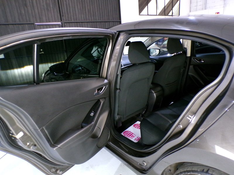 Mazda 2017, foto 26