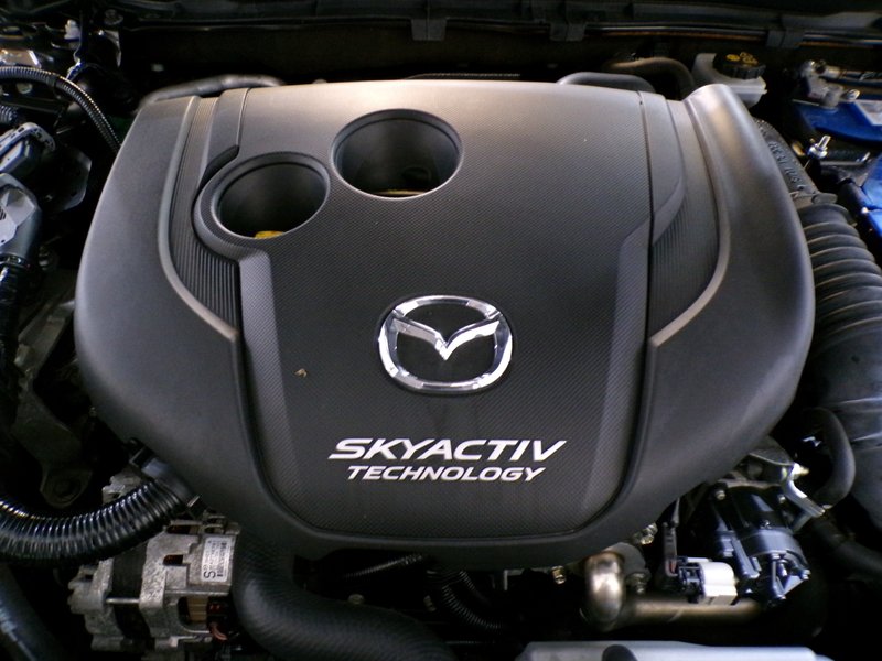 Mazda 2017, foto 47