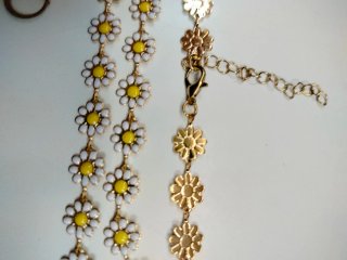 Conjunto de bisutería de margaritas