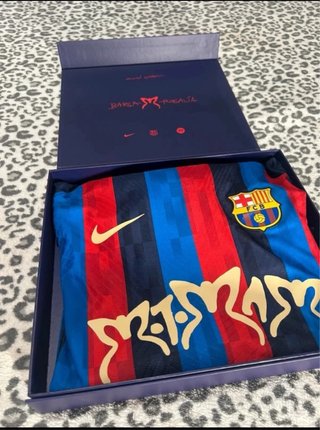 Camiseta FC Barcelona x Rosalía
