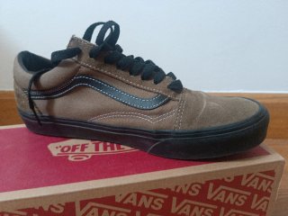 Zapatillas Vans Marrones y Negras