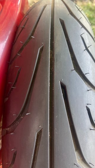 Ruedas Moto 110/70-17 54H y 130/70-17 Año 2022