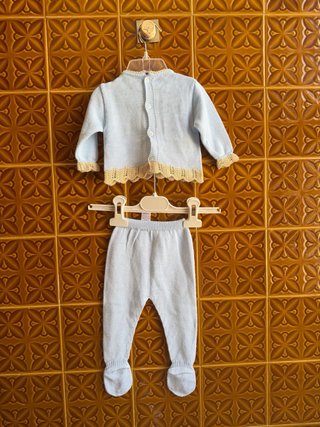 Conjunto bebé punto azul y beige