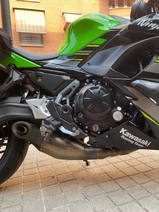 Kawasaki Ninja 650 EDICIÓN KRT + AKRAPOVIÇ