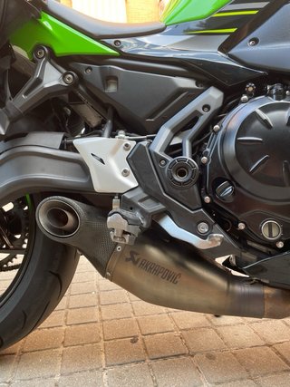 Kawasaki Ninja 650 EDICIÓN KRT + AKRAPOVIÇ