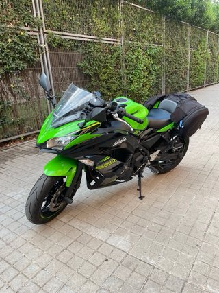 Kawasaki Ninja 650 EDICIÓN KRT + AKRAPOVIÇ