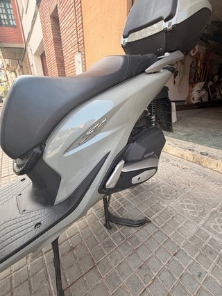 Honda SH 125i 2024 Gris