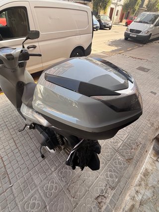 Honda SH 125i 2024 Gris