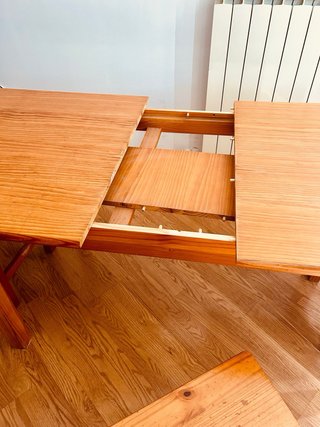 Tavolo allungabile in rovere con 3 sedie