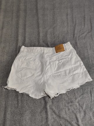 Shorts blancos Stradivarius Talla 40