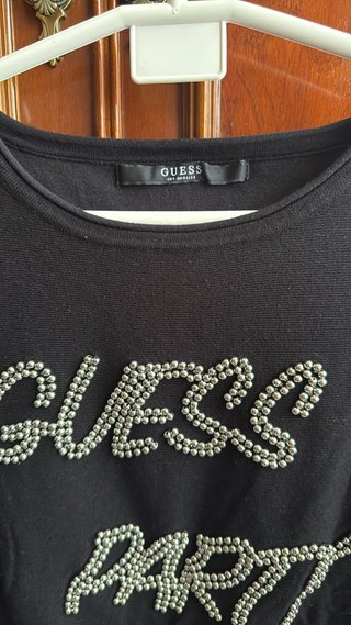 Suéter Guess Negro con Diamantes
