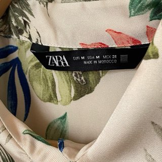 Camicia Zara fantasia giungla fiori animali
