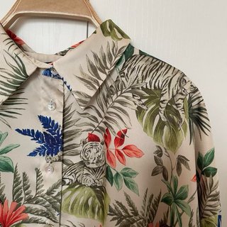Camicia Zara fantasia giungla fiori animali