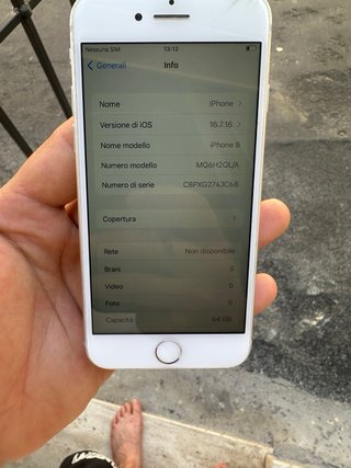 iPhone 8 Argento 64GB
