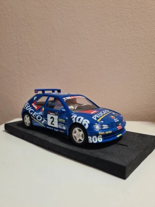Scalextric/Ninco Peugeot 306 Azul