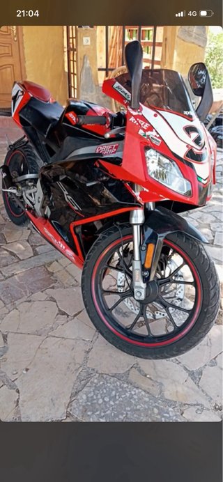 Aprilia RS 49cc Deportiva Negra/Roja