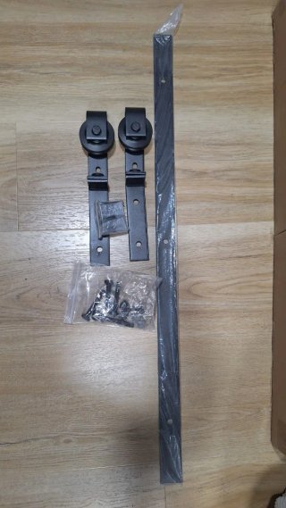 Kit herrajes puerta corredera granero