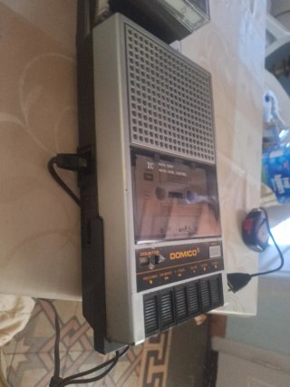 Radio Cassette Domico con 2 Cintas