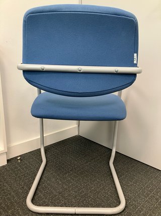 Sillas (x4 azules y x2 verdes)