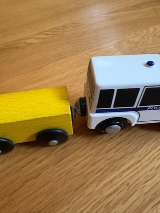 Juego de 7 coches de madera