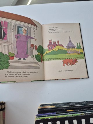 "Walt Disney presenta" colección de 32 libros