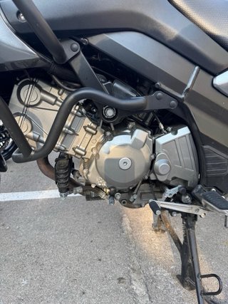 Suzuki V-Strom 2010 Negra