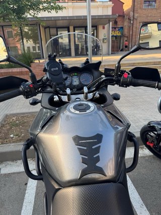 Suzuki V-Strom 2010 Negra